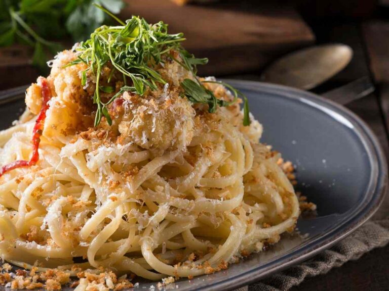 A Palermo la chiamano ‘pasta chi brocculi arriminati’, ma del broccolo non c’è neppure l’ombra: ti svelo la ricetta delle nonne sicule originale