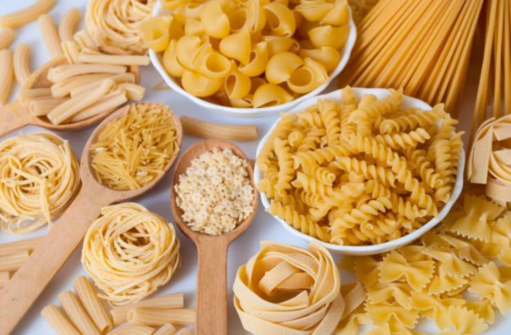 pasta secca di vari formati