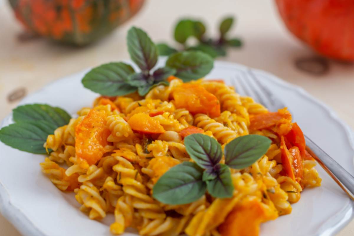 fusilli con salsa cremosa alla zucca
